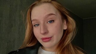 AnnieeTaylor